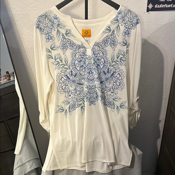 Ruby Rd. Tops - Ruby Rd. Cream Blouse with Blue Floral Embroidery size large